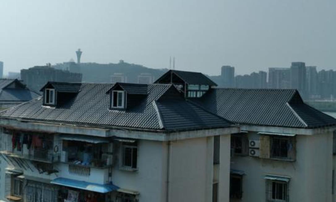 為了能夠讓**的樹(shù)脂瓦在市場(chǎng)上穩(wěn)固，甘肅鑫凱晟建材在不懈的努力中